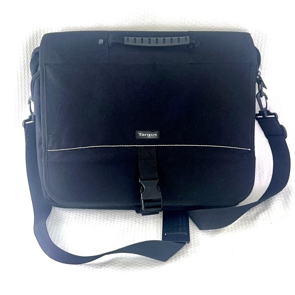 Targus Laptop Messenger Bag Black Padded Computer Briefcase Shoulder Work Case